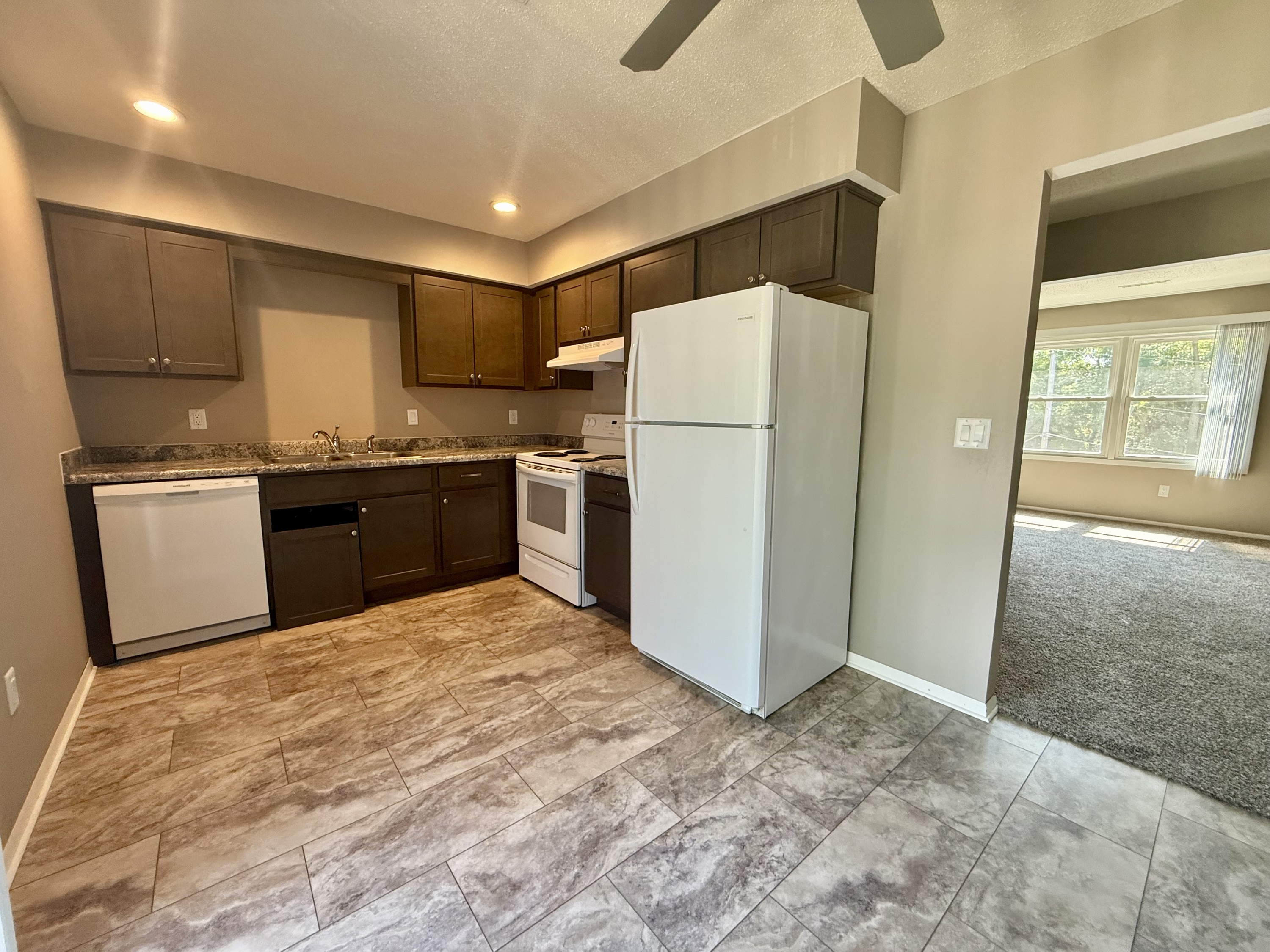 1301 91st Avenue West - 11